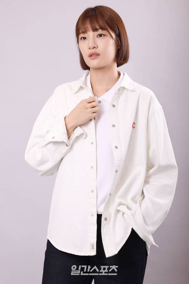 배우 박지안이 30일 오후 서울 중구 순화동 KG타워에서 진행된 일간스포츠와의 인터뷰에 앞서 포즈를 취하고 있다. 서병수 기자 qudtn@edaily.co.kr /2024.07.30/