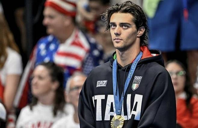 2024 파리 올림픽 100m 배영에서 금메달을 획득한 이탈리아 수영 선수 토마스 세콘. 토마스 세콘 인스타그램 갈무리