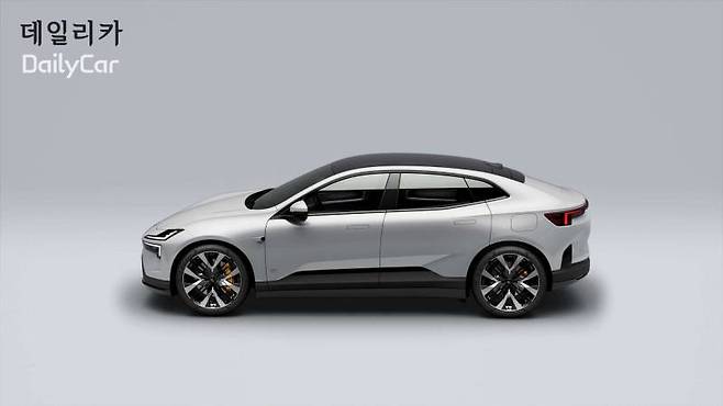 폴스타, 폴스타 4