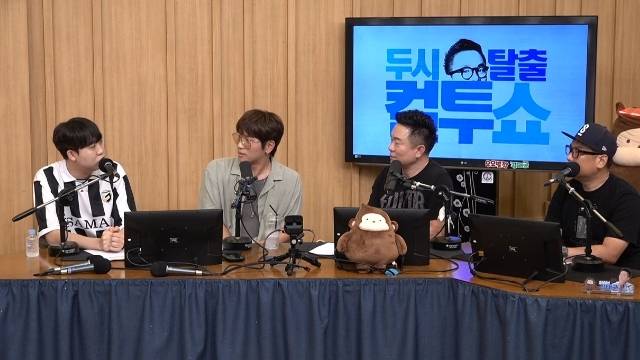 왼쪽부터 이재율, 케이윌, 김태균, 최재훈 / SBS 파워FM ‘두시탈출 컬투쇼’ 캡처