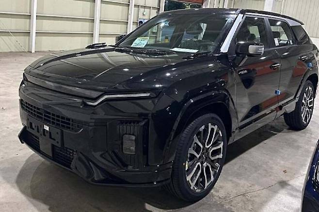 사진 : KGM 액티언 블랙 컬러 (출처=보배드림)