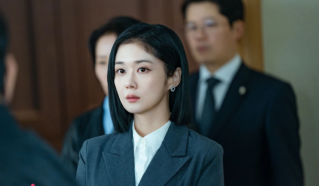 이혼 전문 변호사들의 이야기를 통해 다양한 부부들의 이혼 숙려 과정과 이혼 소송을 그린 SBS의 인기 드라마 ‘굿 파트너’의 한 장면. SBS