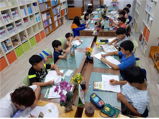 농촌유학에 참여하고 있는 학생들. 농민신문 DB