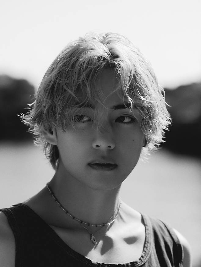방탄소년단 뷔 '러브 미 어게인' 스포티파이 7억 8천만 스트리밍 돌파