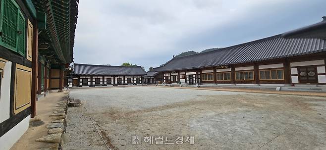 완주 송광사 적묵당, 사운당은 템플스테이 건물로 사용되고 있다.