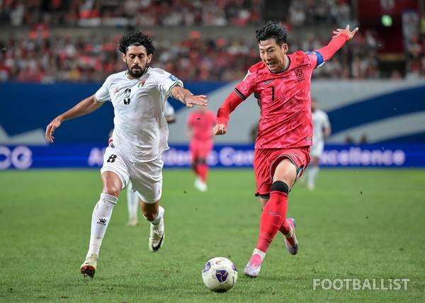 손흥민(오른쪽). 서형권 기자