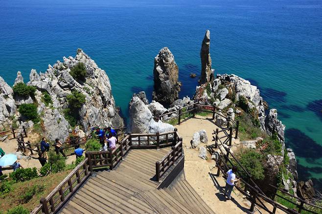 추암촛대바위 (사진=한국관광공사)