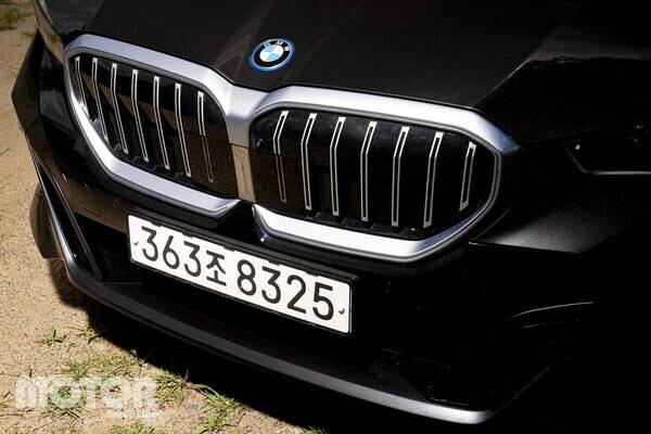 BMW 더 뉴 530e 사진 모터매거진 최재혁 기자