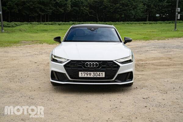 아우디 A7 55 TFSI e 콰트로 사진 모터매거진 최재혁 기자