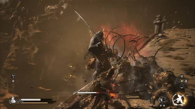 5타 강공격에 데미지가 쏠려있어 강공격을 무리하게 연결하다 되려 당하는 경우가 허다하다.