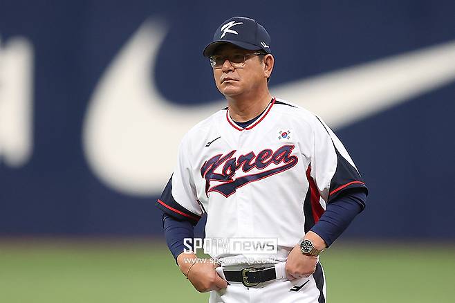 ▲ 류중일 대표팀 감독(사진)을 비롯한 KBO는 항저우 아시안게임 금메달에 이어 이번 프리미어12에서도 좋은 성적으로 대표팀의 원활한 세대교체를 꾀한다는 각오다. ⓒ곽혜미 기자