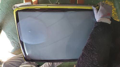 조금씩 기스가 사라져간다