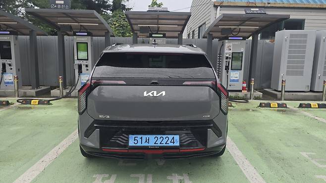 기아 EV3 후면. 원성열 기자 sereno@dogna.com