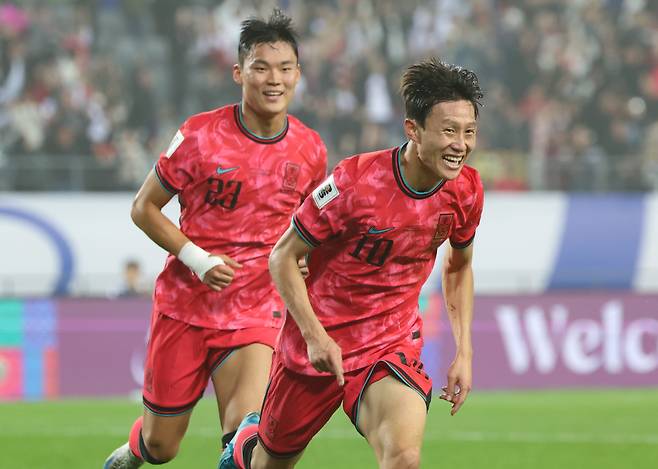 지난 15일 경기도 용인미르스타디움에서 열린 2026 북중미 월드컵 아시아 지역 3차 예선 B조 4차전 대한민국과 이라크의 경기, 후반 한국 이재성이 팀의 세 번째 골을 넣은 뒤 기뻐하고 있다. /사진-뉴시스