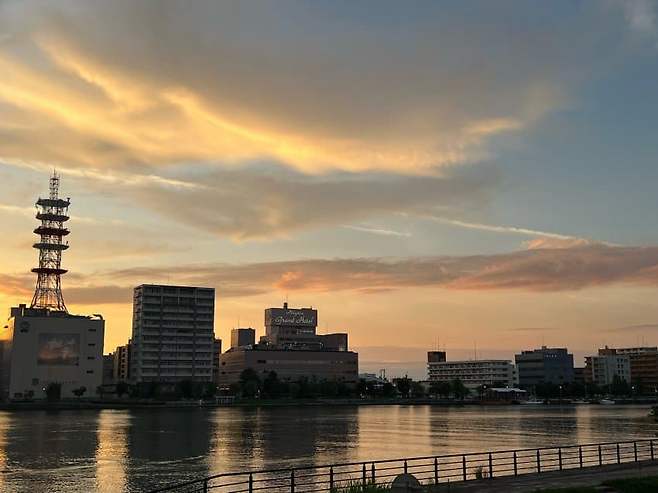 79edf175c6f06c80239df5e3449c706d7e6f0e43ecfc42077c466434bcdc2cfab6d498adb4b575c86782ad64a00d77a81a92d1971d