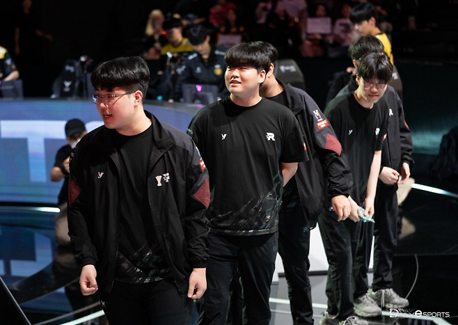 2023년 LCK에 깜짝 출전했던 kt 2군. 가장 앞에 자리한 한길의 모습 역시 볼 수 있다.