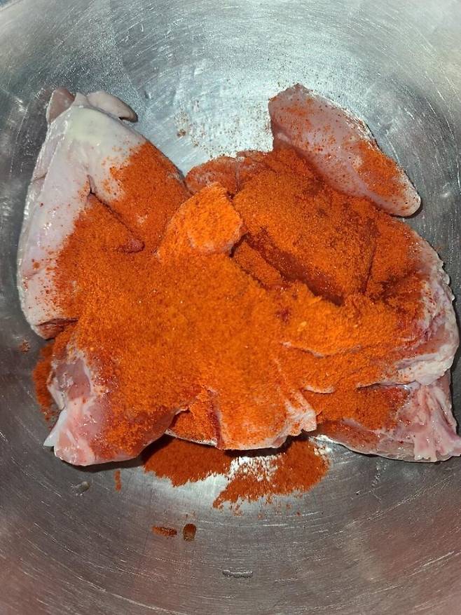 cfd40297cb32b35b418c6d33104f5b88.jpg BHC 핫후라이드 먹으면 설사하는 이유.. jpg