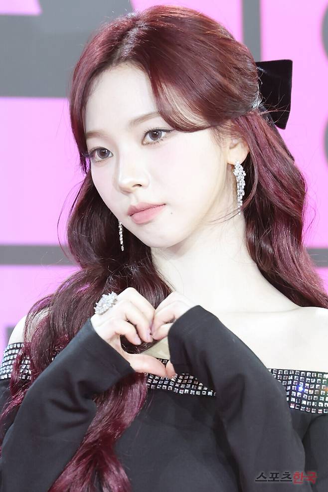 2024 멜론뮤직어워드(이하 MMA)에 참석한 그룹 에스파 카리나. 24.11.30. ⓒ이혜영 기자 lhy@hankooki.com