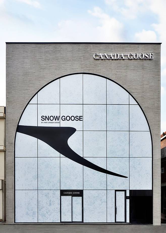 롯데GFR의 캐나다구스 팝업스토어 전경/ 롯데GFR 제공