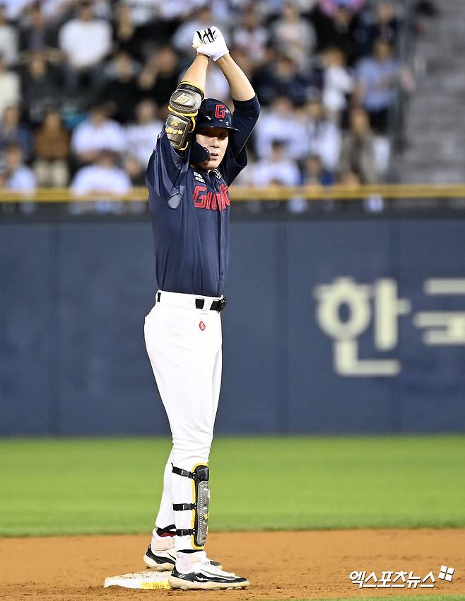 달라진 롯데 내야진은 어느 정도 세대교체에 성공했다는 평가를 받으며 2024시즌을 마무리했다. 야수 기대주 나승엽의 성장세가 도드라졌던 한 해였다. 엑스포츠뉴스 DB