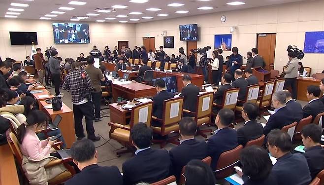 13일 오전 서울 여의도 국회에서 열린 과학기술정보방송통신위원회 전체회의 (SBS 캡처)