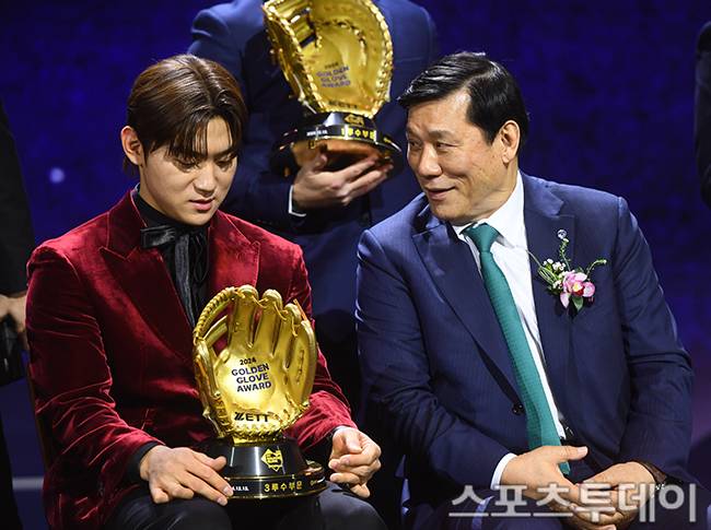 김도영과 허구연 KBO 총재 / 사진=DB