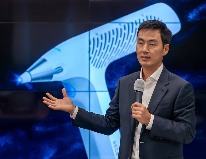 김건호 리센스메디컬 대표 겸 울산과학기술원 교수는 안과용 급속마취기기 '오큐쿨'로 지난 9월 말 미 식품의약국(FDA) 드 노보 승인을 획득했다. 국내 의료기기 기업이 드 노보 승인을 받은 건 이번이 처음이다./리센스메디컬