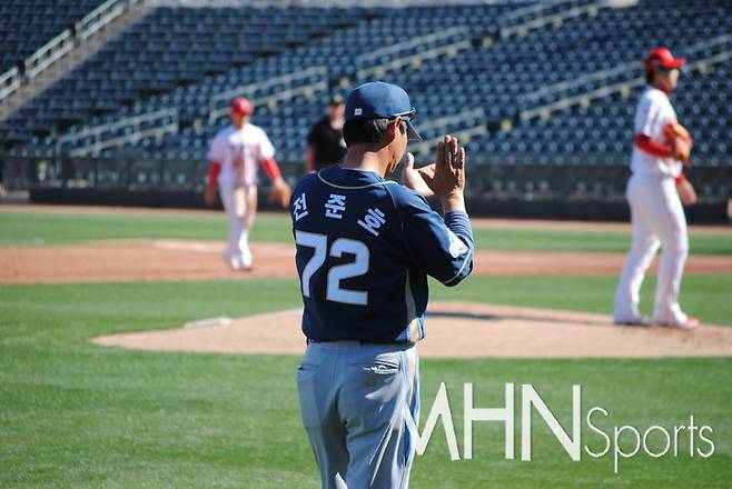 (전준호 해설위원은 메이저리그 코치연수 후 한국프로야구 NC와 롯데 코치를 거쳐 올해부터 마이크 앞에 섰다)