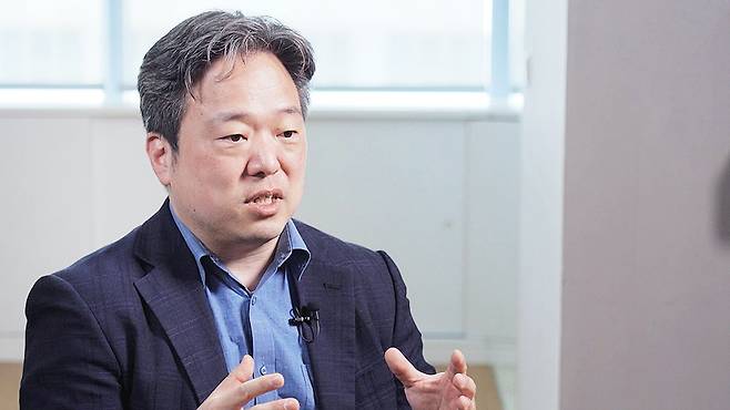 지난 6월 최호진 한양대 구리병원 신경과 교수가 중앙일보와 인터뷰하고 있다.