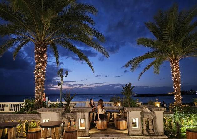 아메리칸 빌리지에서 바라 본 'Sun set'. / JAPAN NOW