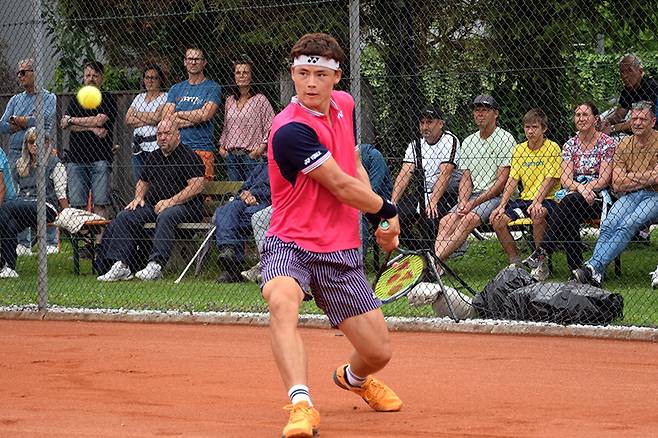 국가대표로 처음 선발된 제라드 캄파냐 리