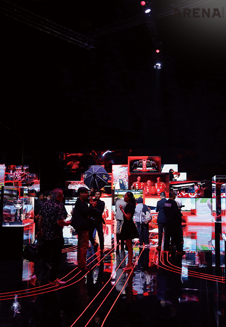 가장 먼저 보이는 전시장의 레이싱 존. 스쿠데리아 페라리는 F1 개최 이후 74년간 역사를 함께한 팀이다.