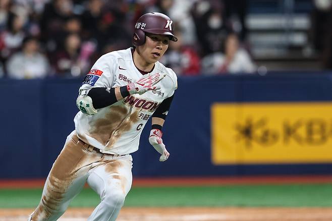 ▲ 김혜성의 포스팅 마감 기한은 우리 시간으로 1월 4일 오전 7시고, 이제 마감을 앞두고 막바지 협상이 진행되는 것으로 추측할 수 있다 ⓒ키움히어로즈