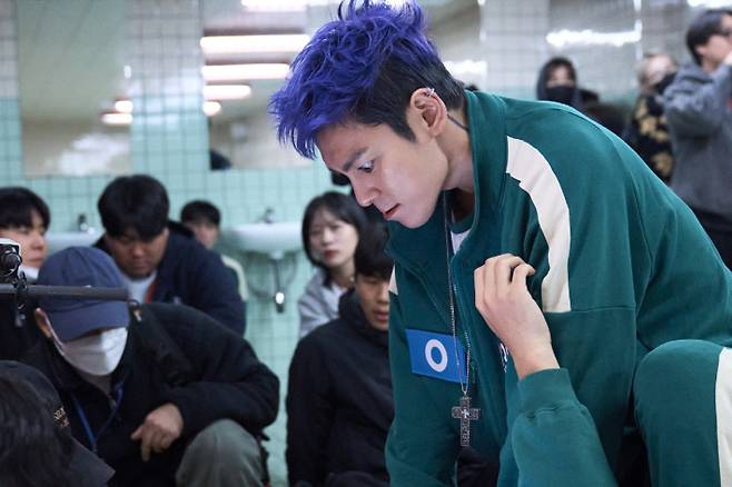 극 중 래퍼 타노스 역을 소화한 배우 최승현. 넷플릭스 제공