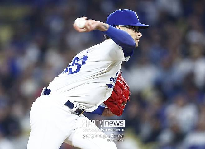 ▲ 자유계약선수로 풀린 LA다저스 투수 조 켈리는 오로지 다저스와 계약할 뜻을 밝혔다.