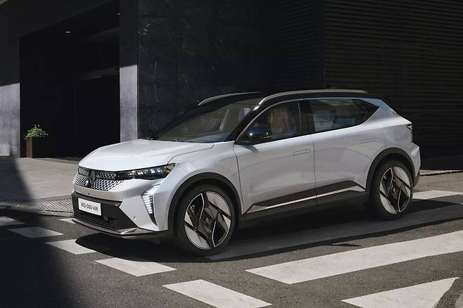 르노 세닉 E Tech 일렉트릭