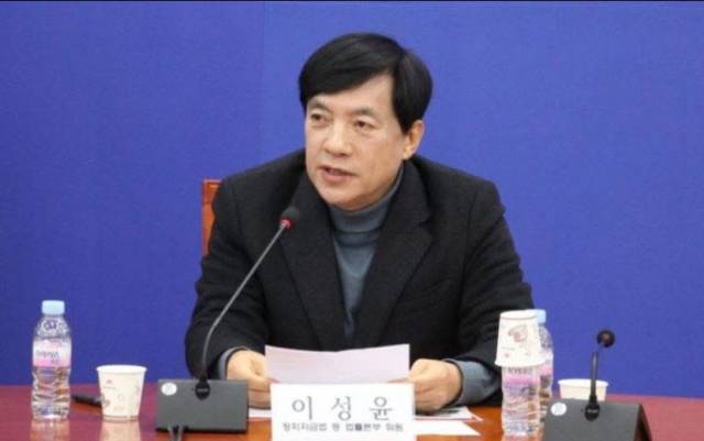 ▲서울중앙지검장 출신의 이성윤 더불어민주당 의원(전북 전주을)이 24일 "윤석열 대통령에 대한 구속기간(10일) 연장 신청 불허는 '검찰이 빨리 기소하라'는 뜻"이라고 해석했다. ⓒ이성윤 의원 페이스북