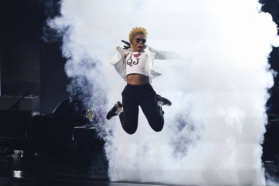 가수 자넬 모네가 그래미 어워드에서 퀸시 존스를 헌정하는 공연을 펼쳤다. /사진=로이터