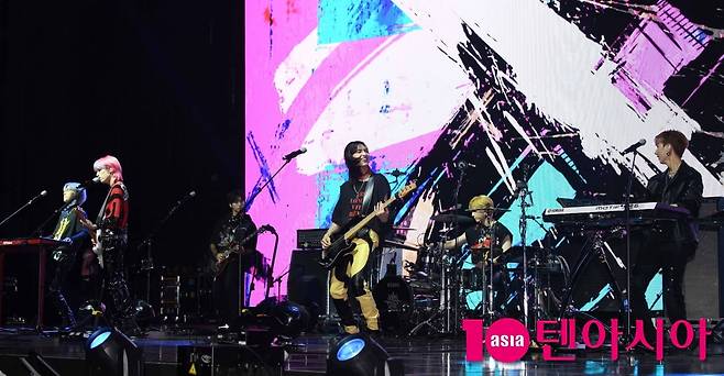 엑스디너리 히어로즈/ 사진=텐아시아 사진 DB