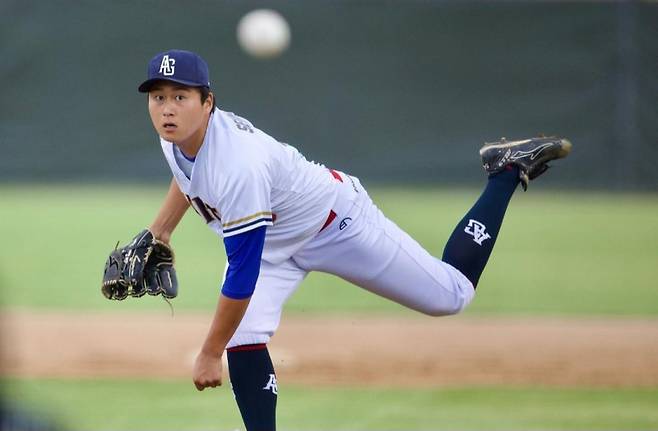 지난해 겨울 호주 애들레이드 자이언츠에서 뛰었던 삼성 라이온즈 좌완 이승현. 애들레이드 자이언츠 SNS