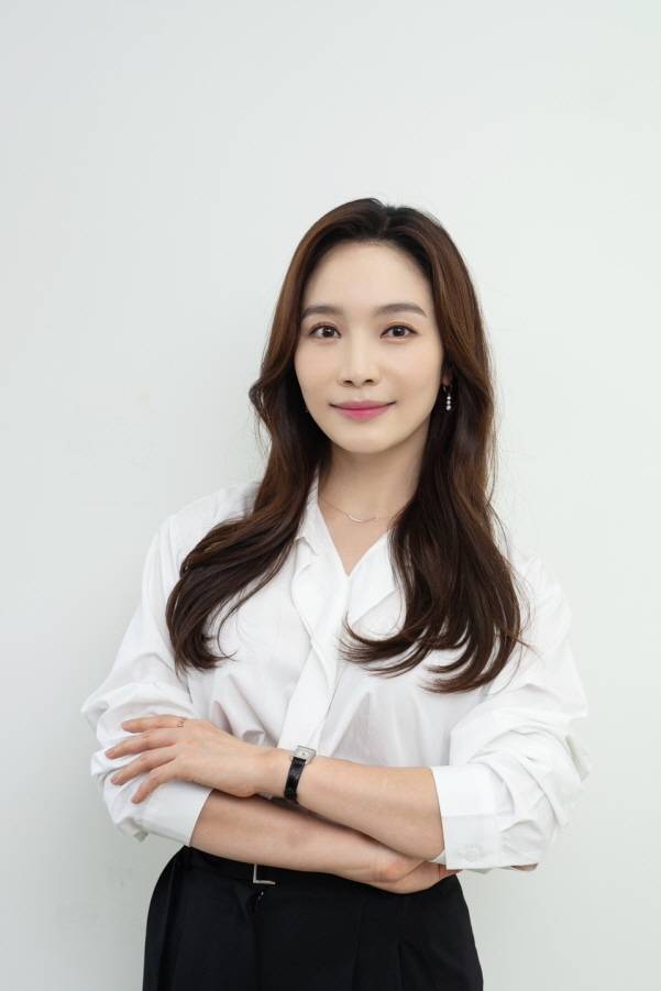 배우 이민영
