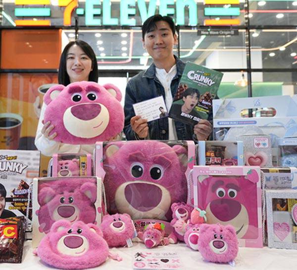 세븐일레븐이 선보인 캐릭터 ‘랏소베어’ 협업 상품.