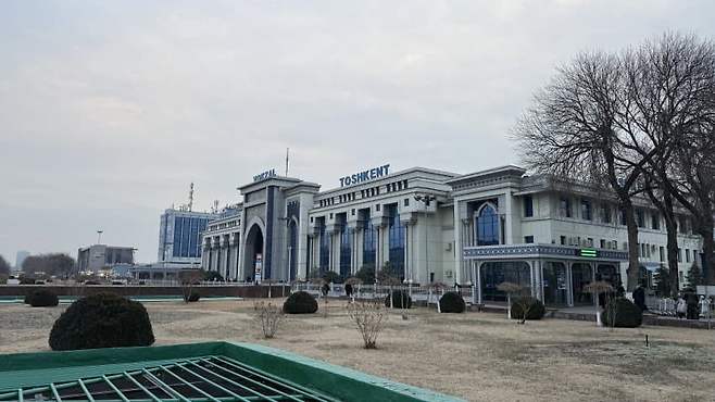 759f8100bdf16ff423eaf0e7479c7064a11c63bec3401a103434e1700dc210fa589534d38749e2340dd444f7c7fc2d5b88e9729098