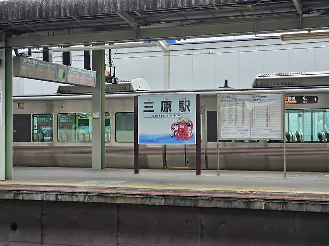 7fed8273b58068f451ee83e545847673361728f90eabebf88959837ba12a7351