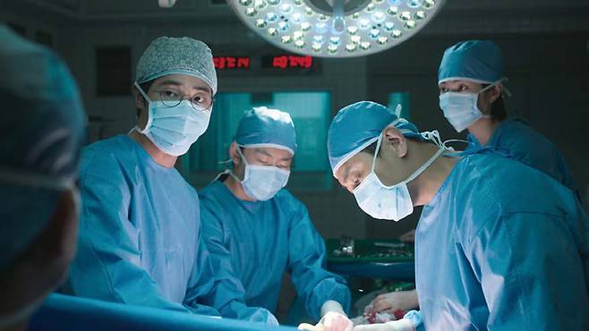 넷플릭스 《중증외상센터》 스틸컷 ⓒ넷플릭스