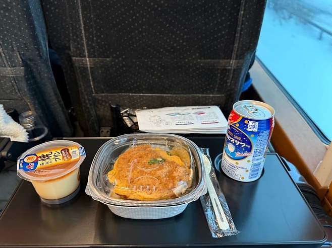 79e58770bd846b8423e6f7e7429c706b054412e830c156f4d7417c10645b564d273f621eefa4fa48b737ceb3233f54fe318ed15972