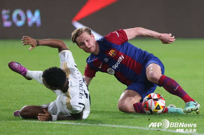 FC 바르셀로나 중앙 미드필더 프랭키 데 용. 데 용은 네덜란드 국가대표팀에서도 활약 중이다. 사진=AFPBBNews=News1