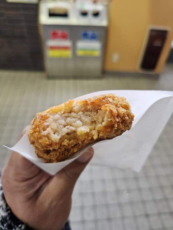 3fb8c32fffd711ab6fb8d38a4383746fc58353152db935abe4b346f9dd5682c2624f0ca4eb0682b7955c8b6ada