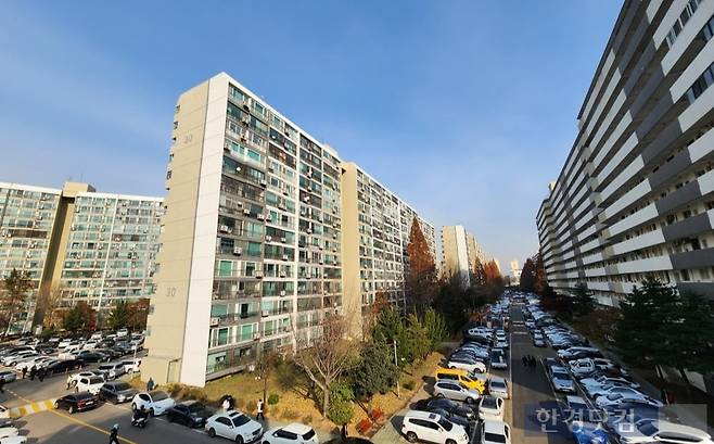 재건축 사업 속도를 높이고 있는 서울 강남구 대치동 '은마' 아파트. 사진=오세성 한경닷컴 기자