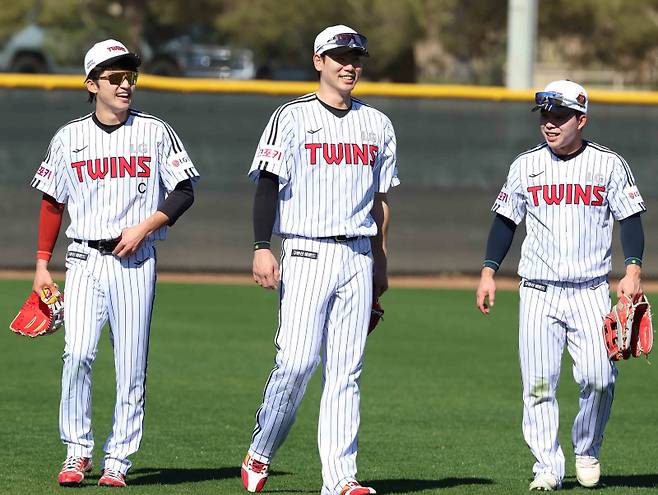 왼쪽부터 LG 트윈스 외야진 박해민과 홍창기, 문성주. 사진=구단 제공